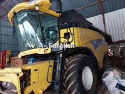New Holland CR9060