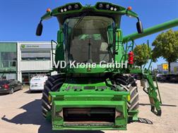 John Deere T 560