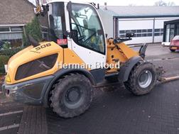 Liebherr L506C.