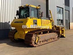 Komatsu D65PXi-18