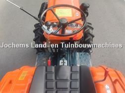 Kubota B 7001