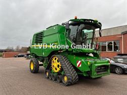 John Deere T 560