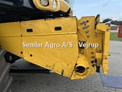 New Holland CR 980