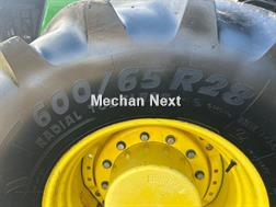 John Deere 7830