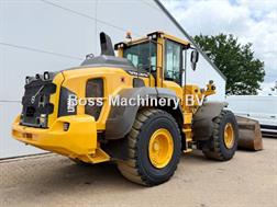 Volvo L110H - Weight System / Backup Camera