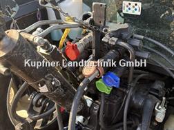 New Holland T 4050