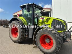 Claas AXION 810