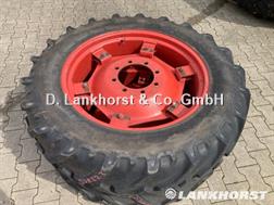 Kleber 2x 300/95R46 & 2x 12.4R32