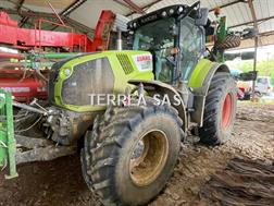 Claas AXION 830