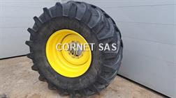 Michelin 800/65R32