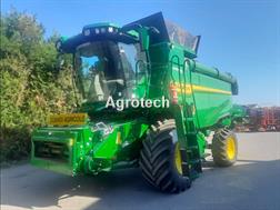 John Deere T6700HM