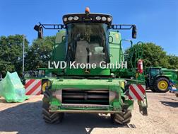 John Deere T 560