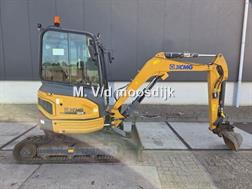 Takeuchi TB235