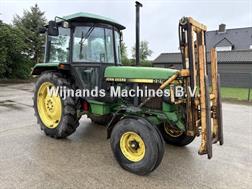 John Deere 2250