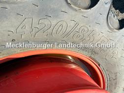 BKT 420/85R38 und 480/80R50 Zillingsräder
