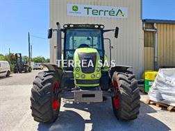 Claas AXION 820