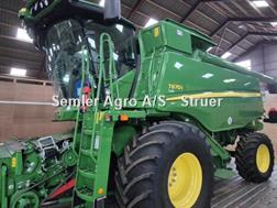 John Deere T 670