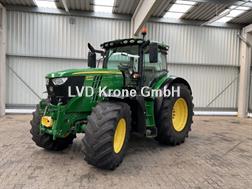 John Deere 6215