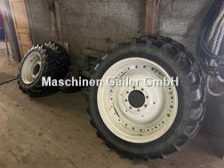 Michelin Kompletträder Steyr Kompakt o. New Holland T4/T5