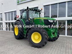 John Deere 6215