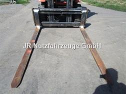 Toyota 3,5 Ton. - Zinkenversteller + Seitenschieber
