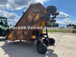 Mc Connel SR 820