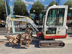 Takeuchi TB 016