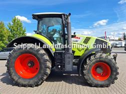 Claas AXION 810