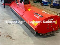 Kuhn BP 8300 og BPR 305