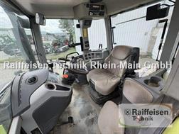 Claas ARION 640