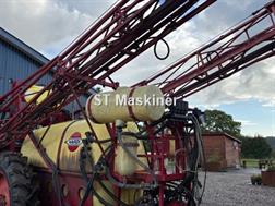 Hardi Commander 2200 OBS 2400 liters og 20 m bom