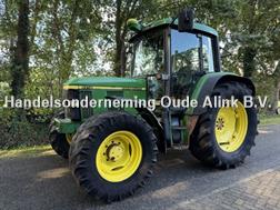 John Deere 6210