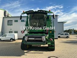 John Deere S 685