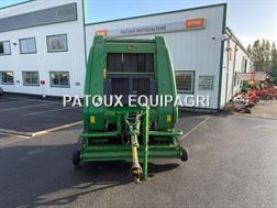 John Deere 864P